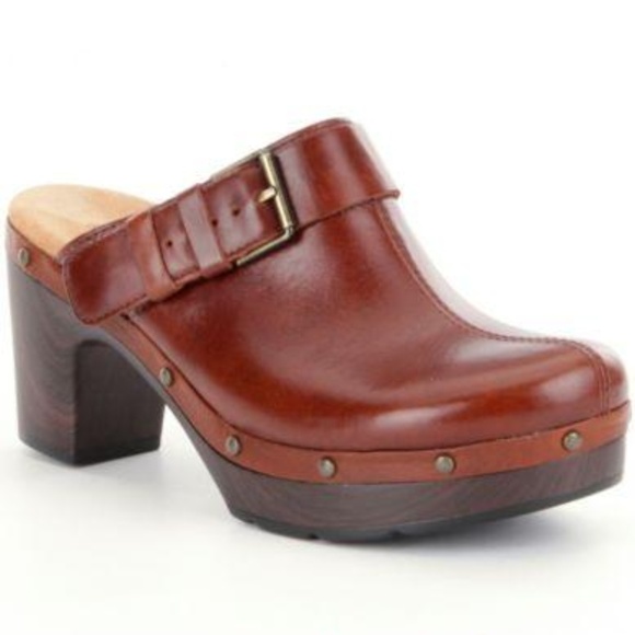 clarks ledella clog